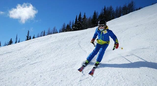 スキーツアープラン選びをする